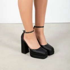 RAID Aamira Platform Heel In Black