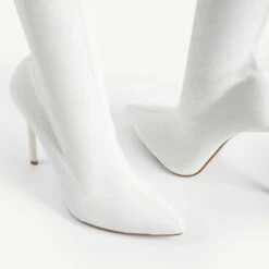 RAID Banner Stiletto Heeled Boot In White -Raid London Sales Store Banner White 6