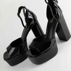 RAID Berit Platform Heel In Black -Raid London Sales Store Berit Black 4