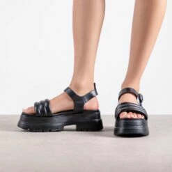 RAID Brenner Chunky Padded Sandal In Black -Raid London Sales Store Brenner Black 3