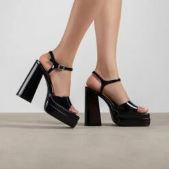 RAID Cassilia Block Heeled Sandals In Black -Raid London Sales Store Cassilia Black 3