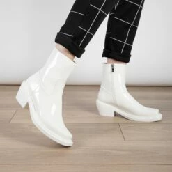 RAID Celina Ankle Boot In White