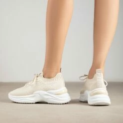 RAID Della Trainers In Beige -Raid London Sales Store Della Beige 4