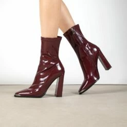 Raid London Sales Store -Raid London Sales Store Faith Red 1