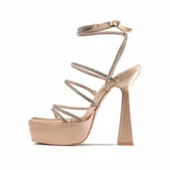 RAID Fiora Platform Heel In Nude -Raid London Sales Store Fioara Nude e9bee296 45f5 486f 8caa 79d24d581329