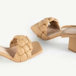 RAID Jaelyn Block Heel Sandal In Nude -Raid London Sales Store Jaelyn Beige 5