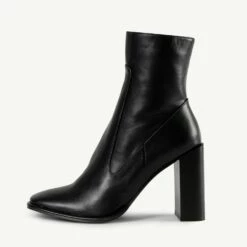 RAID Jennyl Block Heeled Ankle Boot In Black
