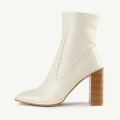 RAID Jennyl Block Heeled Ankle Boot In Off White