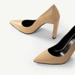 RAID Lara Court Shoe In Nude -Raid London Sales Store Lara Nude 5