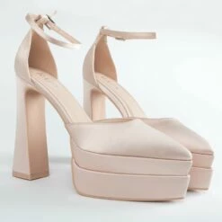 RAID Lavender Platform Heel In Nude -Raid London Sales Store Lavender Nude 4