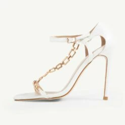RAID Lovely Chained Heel In White -Raid London Sales Store Lovely White 4