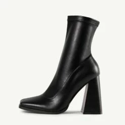 RAID Nadia Ankle Boot In Black