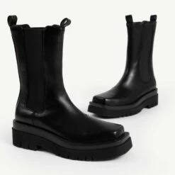 RAID Newport Ankle Boot In Black -Raid London Sales Store Newport Black 5