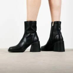 RAID Oriana Ankle Boot In Black -Raid London Sales Store Oriana Black 2