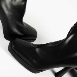 RAID Ozelia Long Boot In Black -Raid London Sales Store Ozelia Black 4