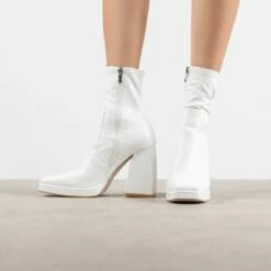 RAID Recruit Block Heeled Ankle Boot In White -Raid London Sales Store Recruit White 2