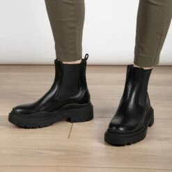 RAID Reyan Ankle Boot In Black -Raid London Sales Store Reyan Black 2