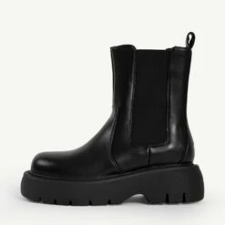 RAID Shelah Chunky Ankle Boot In Black -Raid London Sales Store Shelah Black Black 1