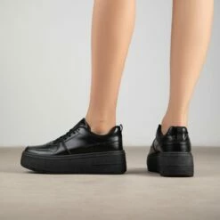 RAID Susan Flatform Trainers In Black -Raid London Sales Store Susan Black 4