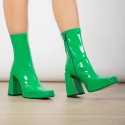 RAID Vista Block Heeled Ankle Boot In Green -Raid London Sales Store Vista Green 3