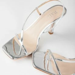 RAID Wendy Sandal In Silver -Raid London Sales Store Wendy Silver 5