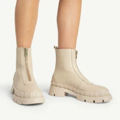 RAID Annya Chunky Ankle Boot In Ecru