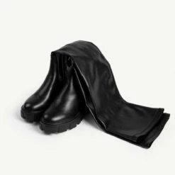 RAID Delia Over The Knee Boot In Black -Raid London Sales Store delia black pu 4