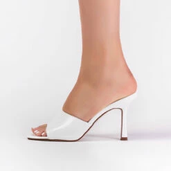 RAID Briya Heeled Mule In White -Raid London Sales Store img 4445 1