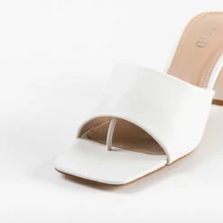 RAID Pia Heeled Mule In White -Raid London Sales Store pia white 4 9adf40b2 2ddb 433c 9800 bbddbe7d4225
