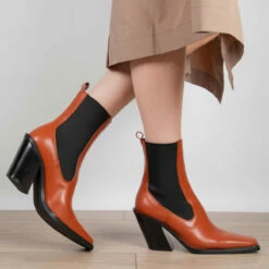 RAID Ribena Ankle Boot In Tan