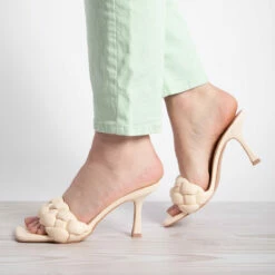 RAID Sandra Padded Mule In Butter Yellow -Raid London Sales Store sandra butter yellow 3