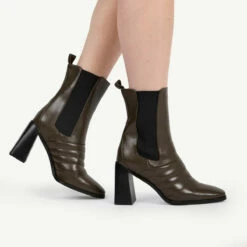 RAID Tabbie Block Heeled Boot In Khaki