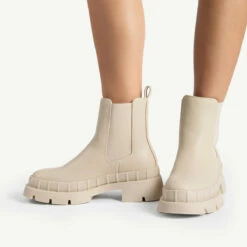 RAID Turner Chunky Ankle Boot In Ecru -Raid London Sales Store turner ecru 3