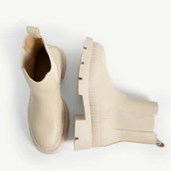 RAID Turner Chunky Ankle Boot In Ecru -Raid London Sales Store turner ecru 5